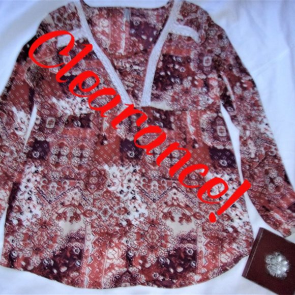 Vanity Tops - 💝4/$15 medium large womens boho pattern shirt top